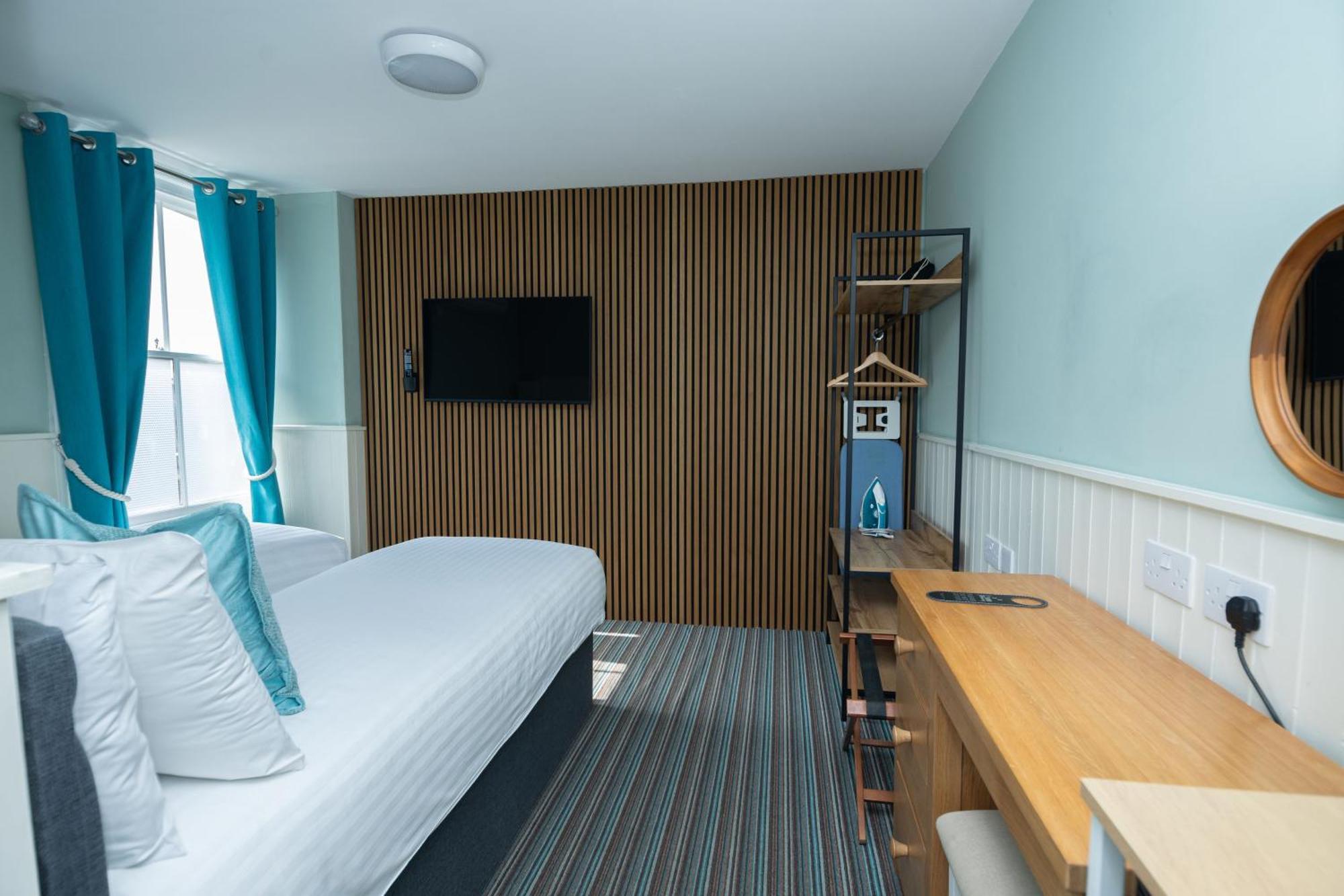 The Clarendon Hotel Deal Kültér fotó